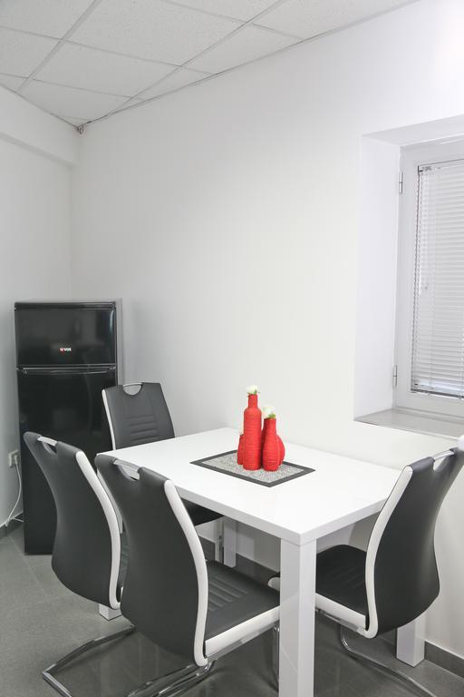 Apartments Qualitas โกตอร์ ภายนอก รูปภาพ