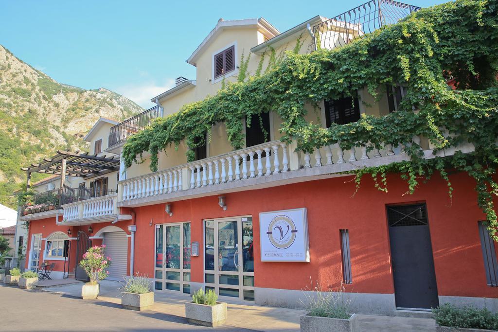 Apartments Qualitas โกตอร์ ภายนอก รูปภาพ